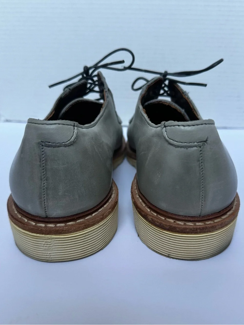 Allen Edmonds Men’s Gray Cove Drive Almond Toe Leather Lace Up Shoes- Size 11